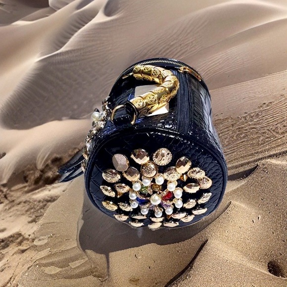 Studded Croc Pattern Design Purse Bag - Picture 4 of 7